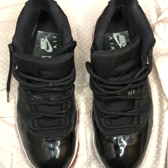 Air Jordan 11 Bred – Size 10.5 - Picture 4 of 8